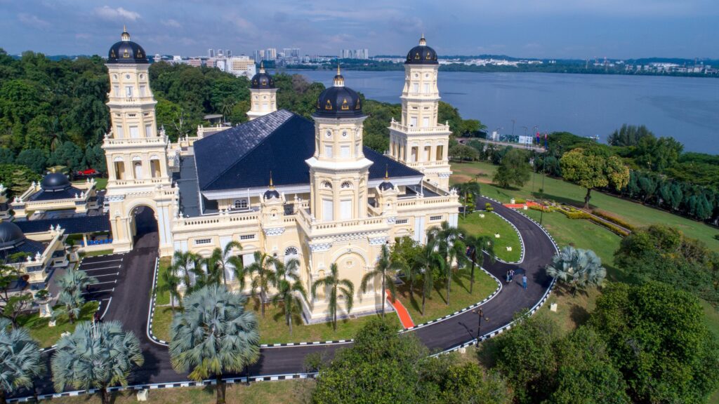 Johor (State)